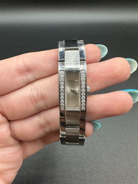 Gucci Lady 4600L Watch .